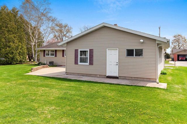 224 E NATIONAL AVENUE, Brillion, WI 54110