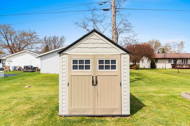 224 E NATIONAL AVENUE, Brillion, WI 54110