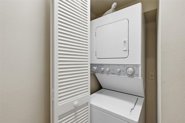 705 NE 1st Street 2, Fort Lauderdale, FL 33301