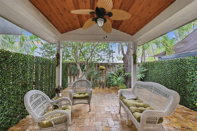 705 NE 1st Street 2, Fort Lauderdale, FL 33301