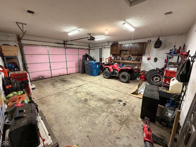 5921 Ashcroft Drive, Indianapolis, IN 46221