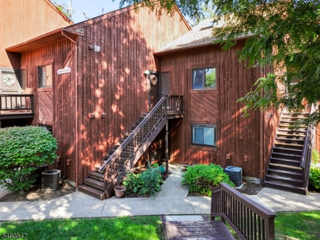 5 Brandywine Ct 6, Vernon Twp., NJ 07462 — exterior