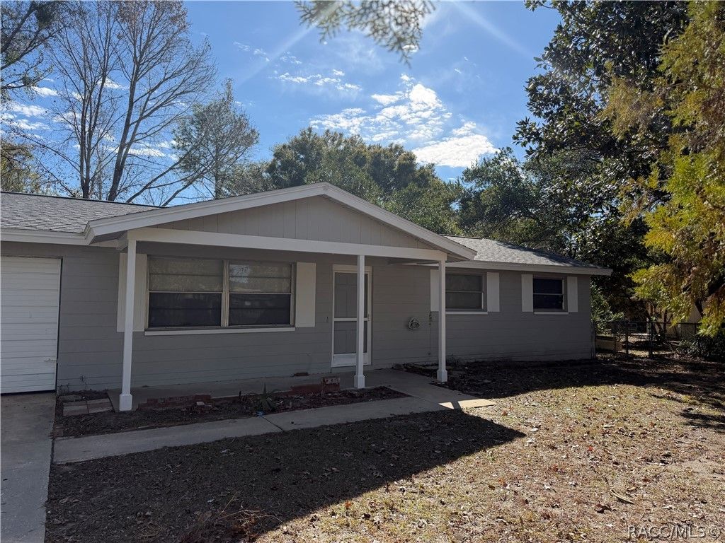 2713 Adams Street W, Inverness, FL 34453