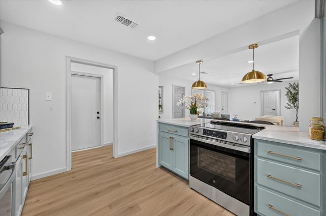 607 Ridgedale Drive, Richardson, TX 75080
