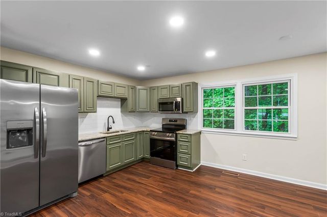 6200 Ridge Road, Tobaccoville, NC 27050