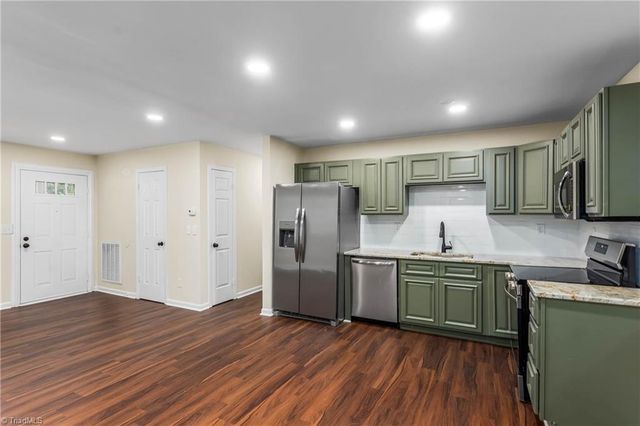 6200 Ridge Road, Tobaccoville, NC 27050