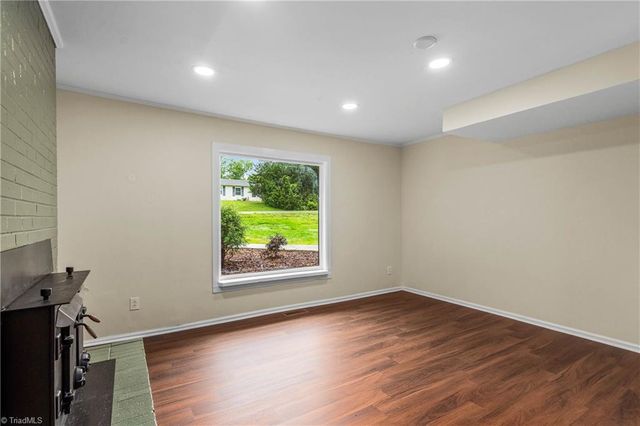 6200 Ridge Road, Tobaccoville, NC 27050