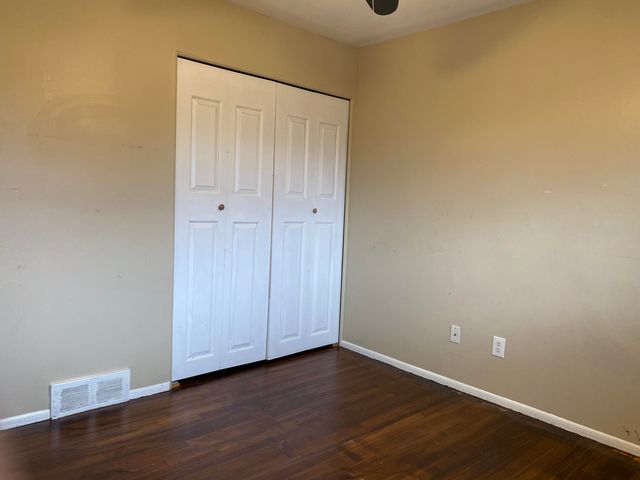 8129 Clippert Street, Taylor, MI 48180