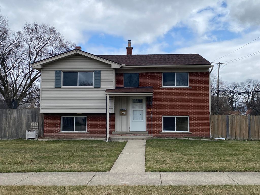 8129 Clippert Street, Taylor, MI 48180