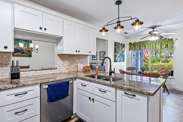 1528 Ocean Dunes Circle, Jupiter, FL 33477