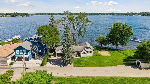 36XX N Shore Drive, Wayzata, MN 55391