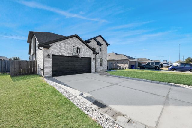 118 Schaeffer Street, Baytown, TX 77523