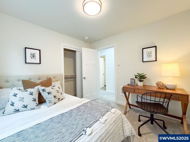 1166 7th St NW, Salem, OR 97304
