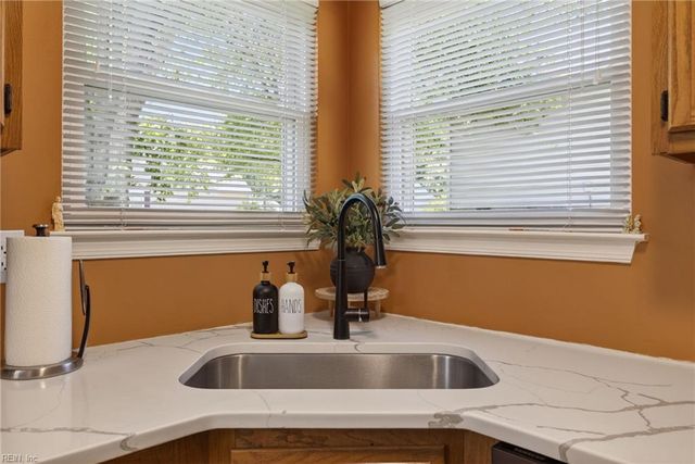 3305 Pinecrest CIR, Toano, VA 23168