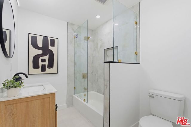 3516 Roxanne Avenue, Long Beach, CA 90808