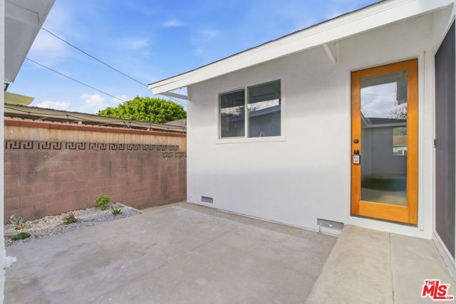 3516 Roxanne Avenue, Long Beach, CA 90808