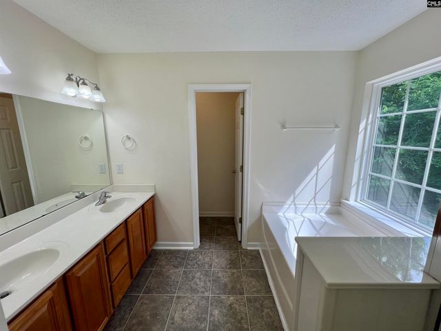 310 Wintergreen Road, Columbia, SC 29229