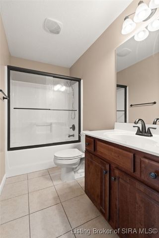 2603 Pinehurst Court, New Albany, IN 47150