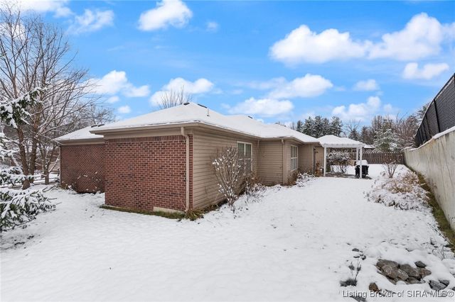 2603 Pinehurst Court, New Albany, IN 47150