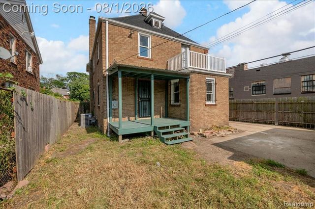 17127 San Juan Drive, Detroit, MI 48221