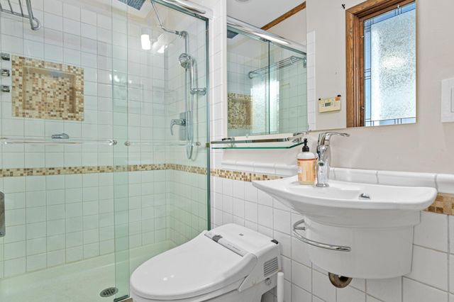 4555 Lenore Lane, Eagan, MN 55122