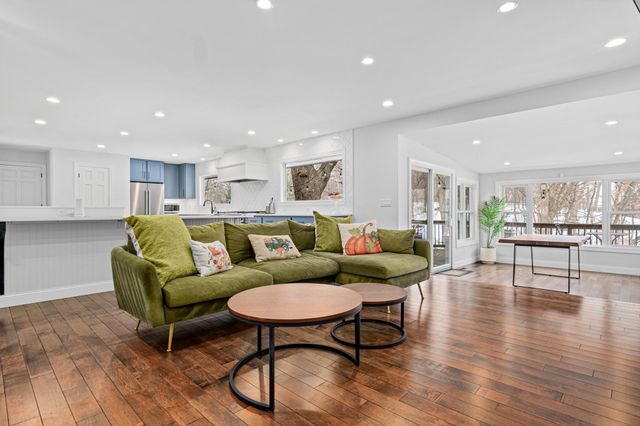 4555 Lenore Lane, Eagan, MN 55122