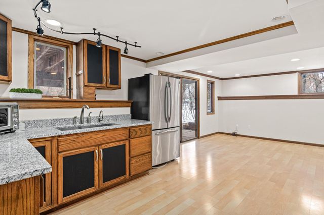 4555 Lenore Lane, Eagan, MN 55122