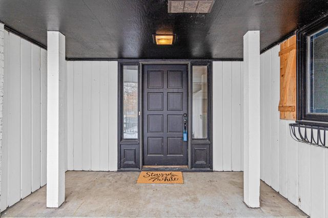 4555 Lenore Lane, Eagan, MN 55122