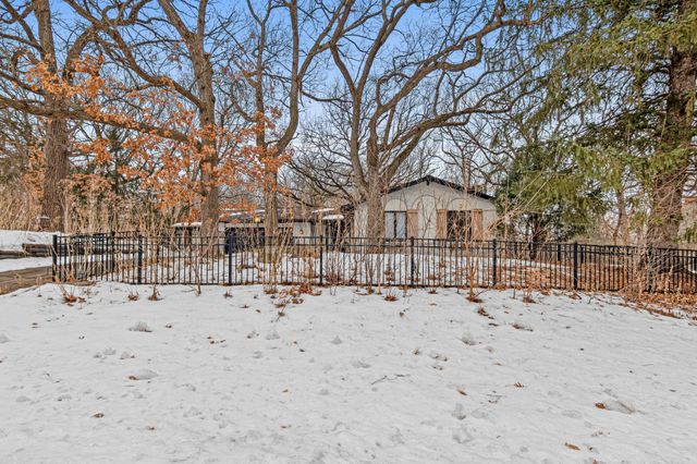 4555 Lenore Lane, Eagan, MN 55122