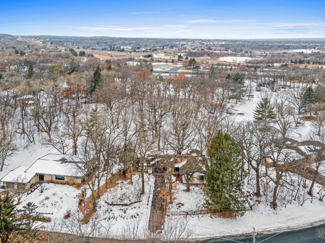 4555 Lenore Lane, Eagan, MN 55122