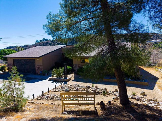 7674 Rockaway Avenue, Yucca Valley, CA 92284