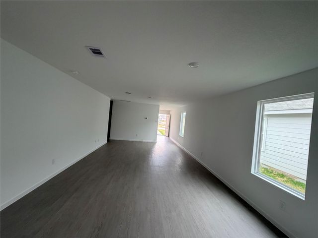 29655 Knollwood Bay Road, Waller, TX 77484