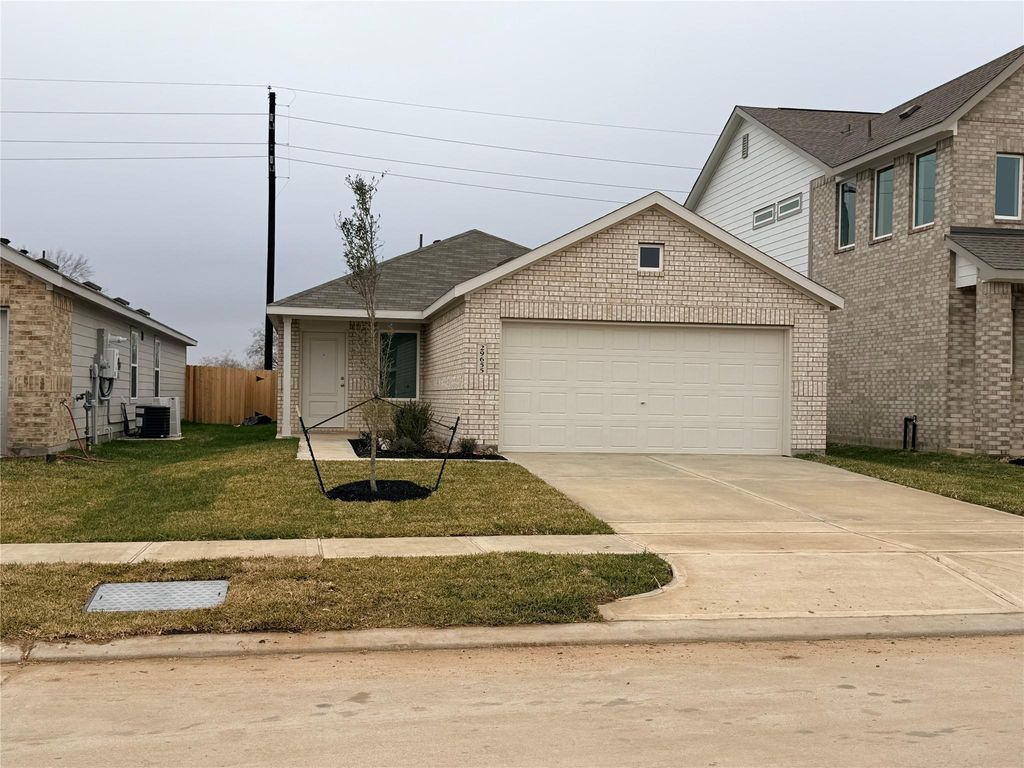 29655 Knollwood Bay Road, Waller, TX 77484