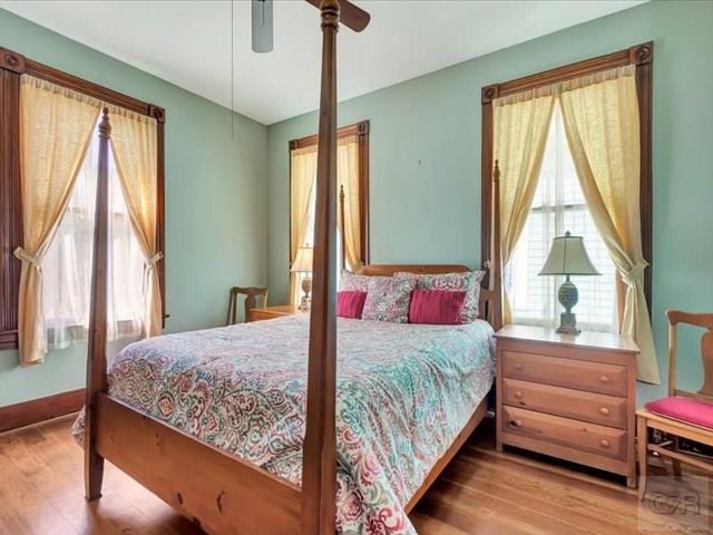 2608 Ursuline Street, Galveston, TX 77550