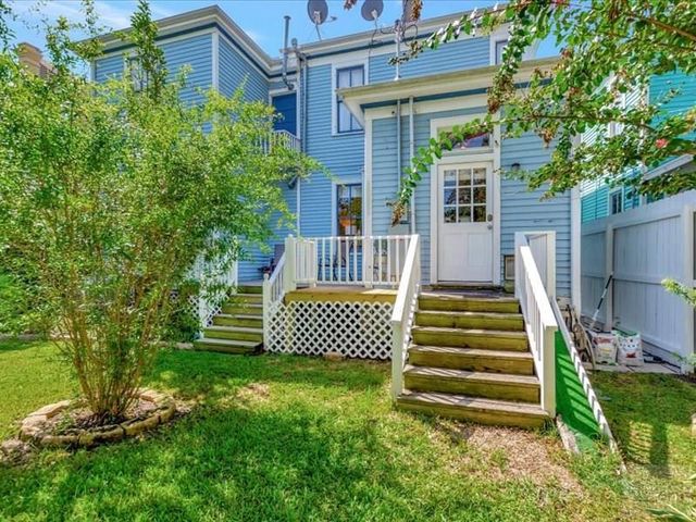 2608 Ursuline Street, Galveston, TX 77550