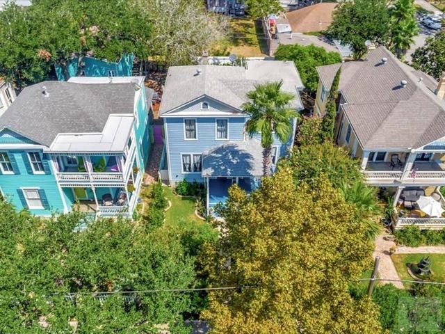 2608 Ursuline Street, Galveston, TX 77550