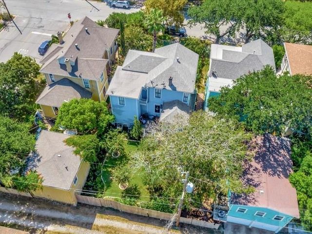 2608 Ursuline Street, Galveston, TX 77550