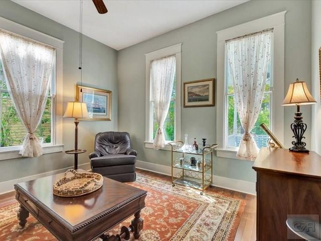2608 Ursuline Street, Galveston, TX 77550