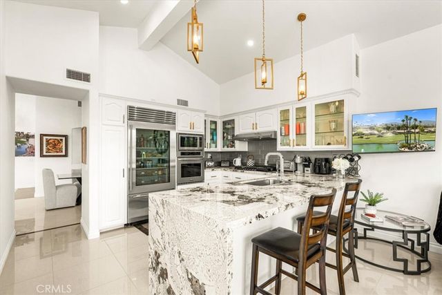 86 Old Ranch Road, Palm Desert, CA 92211