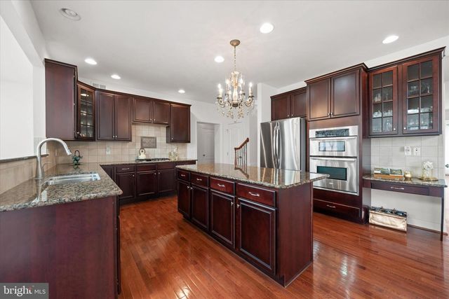 1423 OLMSTED DR, Bear, DE 19701