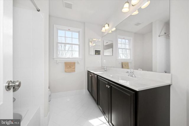 1423 OLMSTED DR, Bear, DE 19701