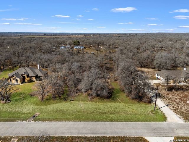 201 Sendera Crossing, La Vernia, TX 78121