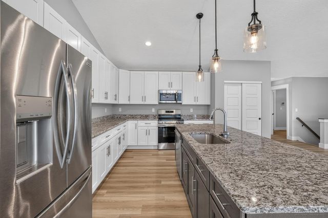 313 Selkirk Place, Trenton, OH 45067