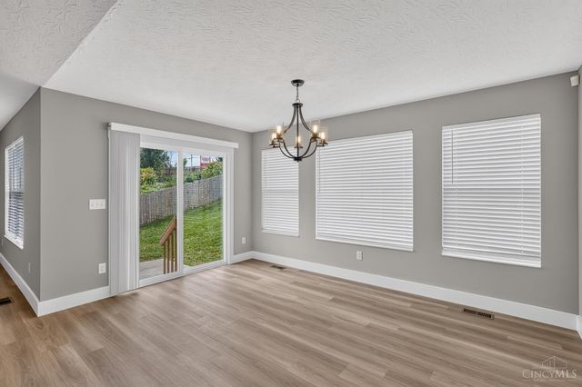 313 Selkirk Place, Trenton, OH 45067