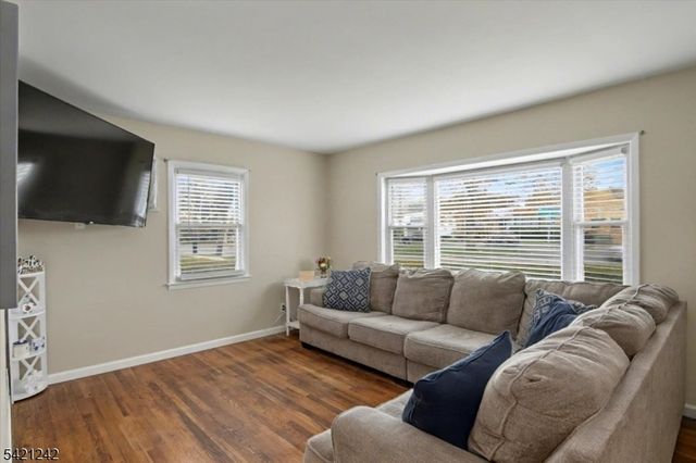 144 N Michigan Ave, Kenilworth Boro, NJ 07033