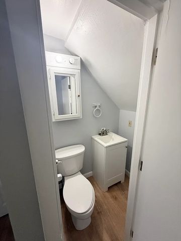 264 Greene St 264, North Andover, MA 01854