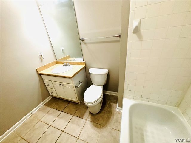 303 Helen Keller B-127, Tuscaloosa, AL 35404