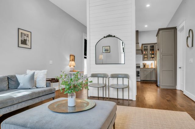 338 3rd Ave, S, Franklin, TN 37064