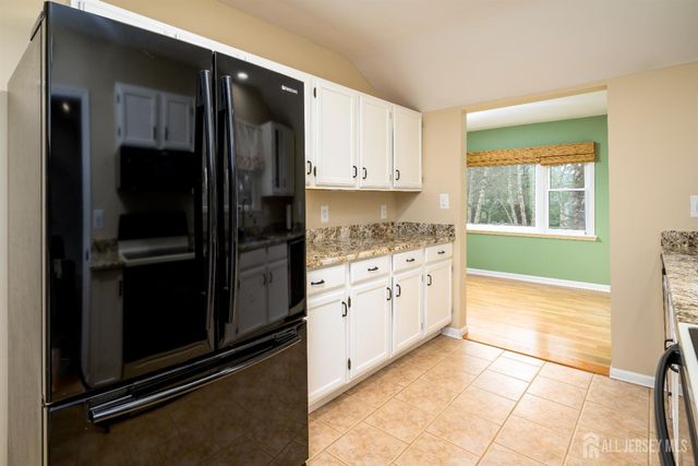 65 Wilson Road, Franklin Twsp, NJ 08873