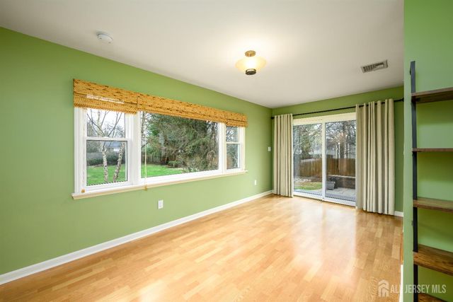 65 Wilson Road, Franklin Twsp, NJ 08873